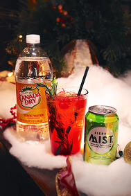 Holiday_Cocktail_-_The_Mistletoe